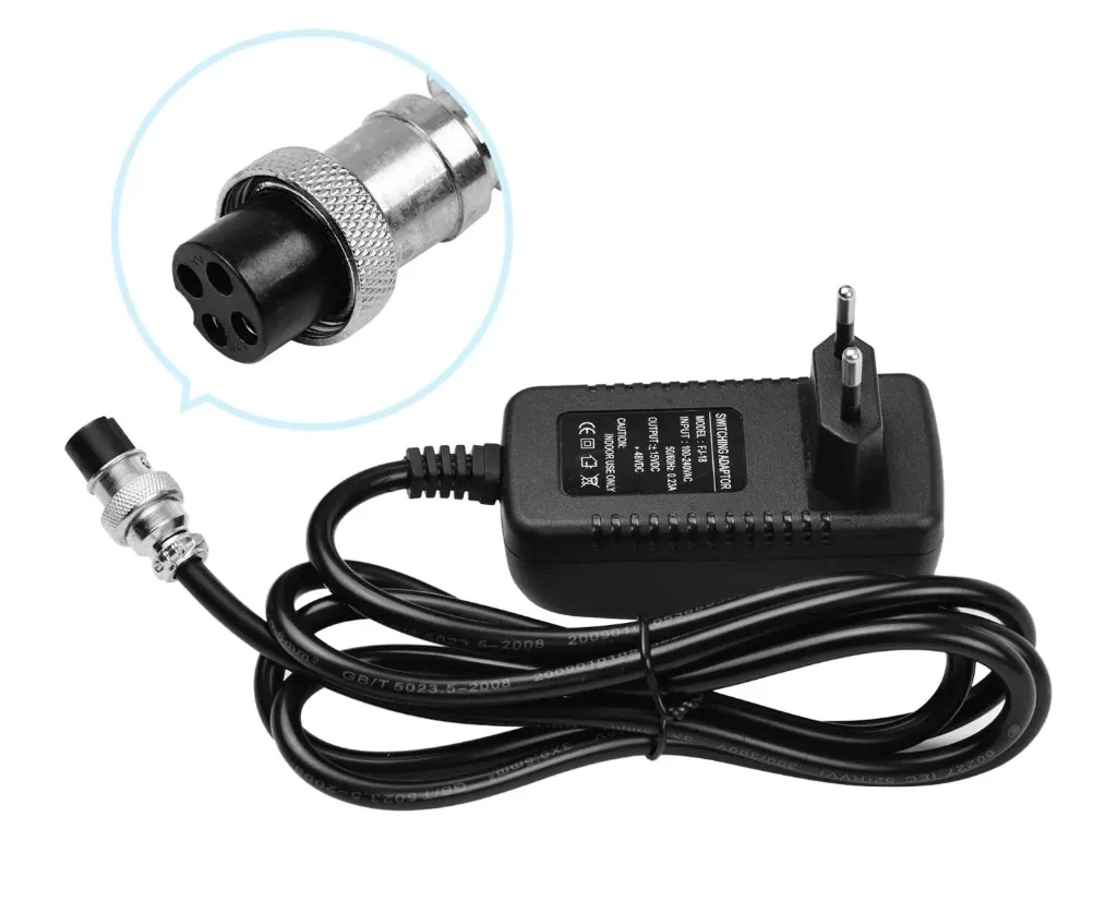ADAPTADOR PARA CONSOLA 4 PINES